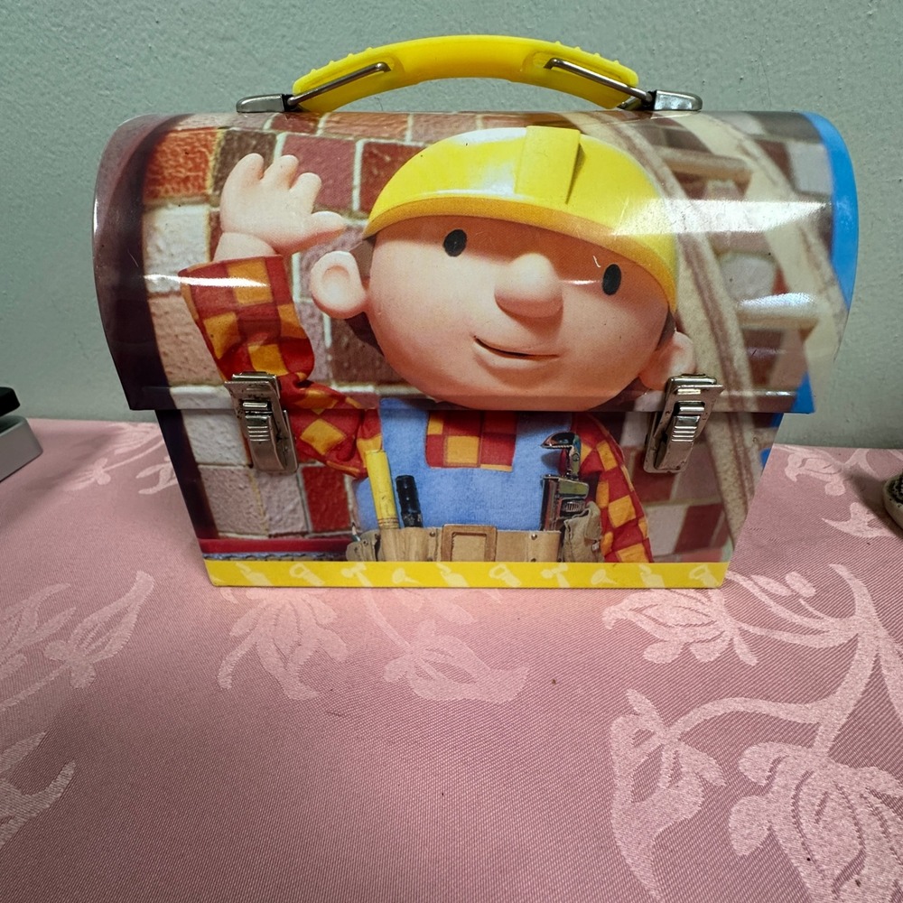 Vintage 2003 Bob the Builder Metal Lunch Box Dome Top Tin Carry All Toy Box